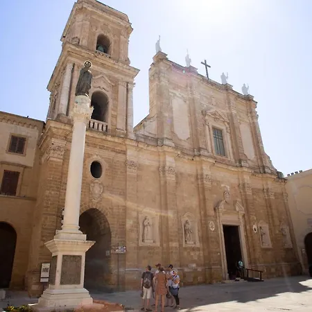 Dimora Kaemca Apartamento Bríndisi